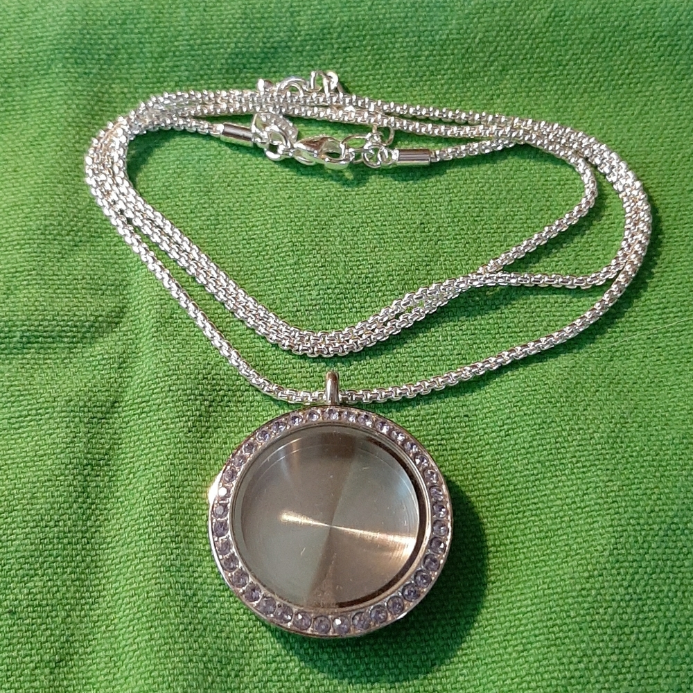 Origami owl locket